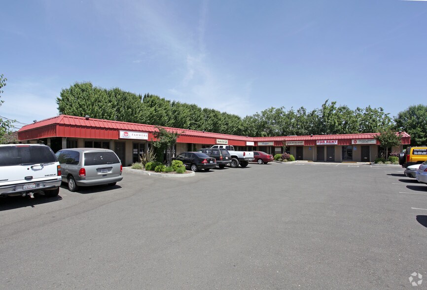 Primary Photo Of 697 N Palora Ave, Yuba City Office For Lease