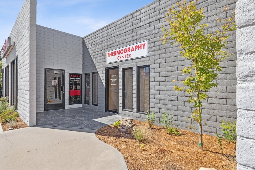 More Photos Of 5353 Wyoming, Albuquerque Office For Lease