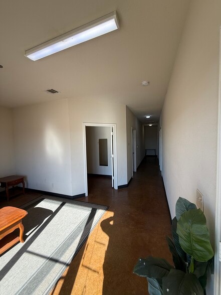 More Photos Of 4544 Maxey Rd, Alvarado Service For Lease