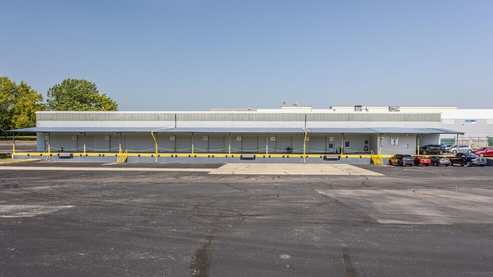 More Photos Of 3000 S Shelby St, Indianapolis Unknown For Lease