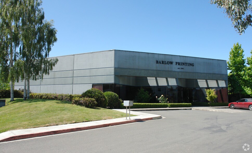 More Photos Of 481 Aaron St, Cotati Warehouse For Lease