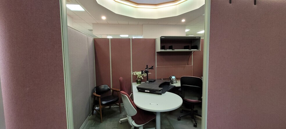 More Photos Of 100 Park Dr S, Great Falls Office For Lease