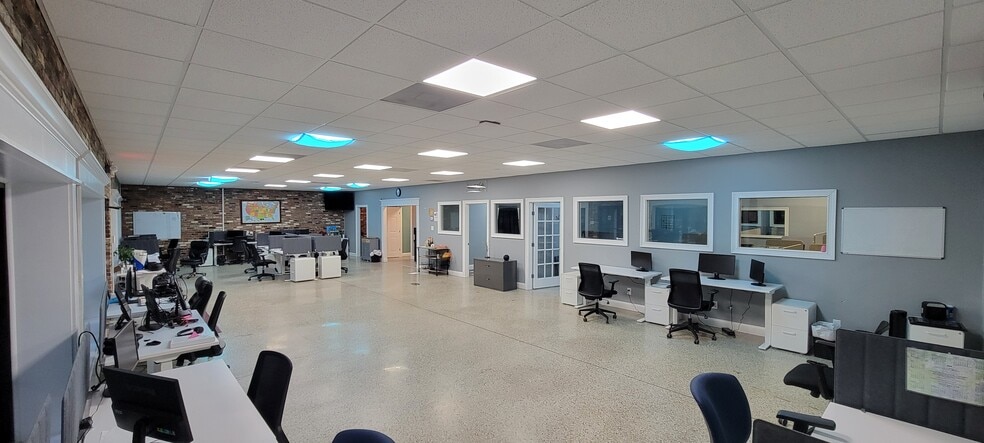 More Photos Of 365-367 N Bennett St, Southern Pines Office For Lease