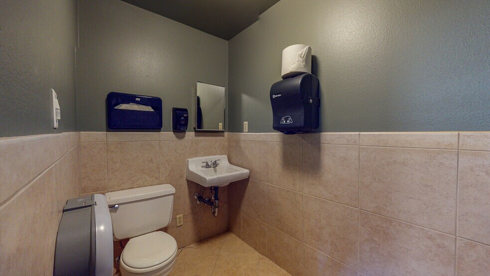 More Photos Of 218 Glendora Ave, La Puente Medical For Sale