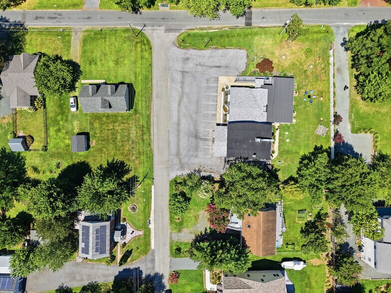 More Photos Of 20658 Wilkins Ave, Rock Hall Restaurant For Sale