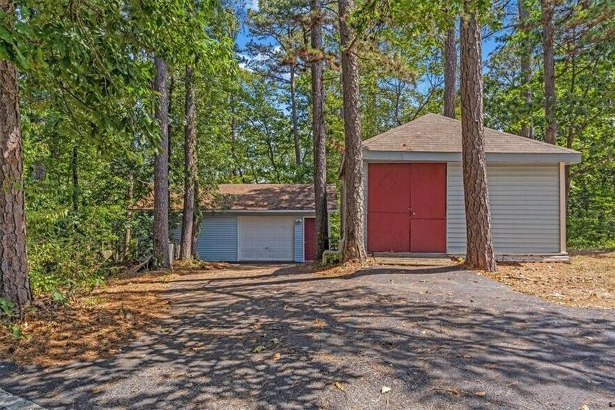 More Photos Of 15 Pivot Rock Rd, Eureka Springs Apartments For Sale