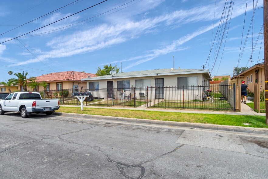 More Photos Of 412 W Ramona Dr, Rialto Multifamily For Sale
