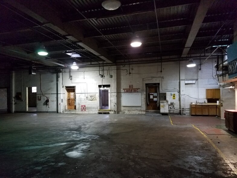 More Photos Of 901 Evarts St NE, Washington Warehouse For Sale