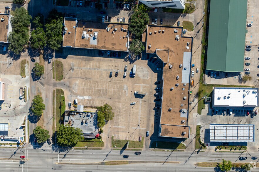 More Photos Of 9801-9819 Bissonnet St, Houston Unknown For Lease