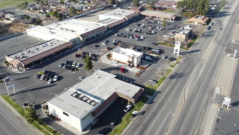 Primary Photo Of 2313-2523 N Chester Ave, Bakersfield Unknown For Lease