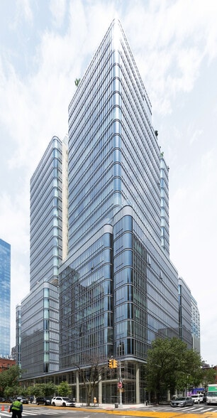 More Photos Of 565 Broome St, New York Apartments For Lease