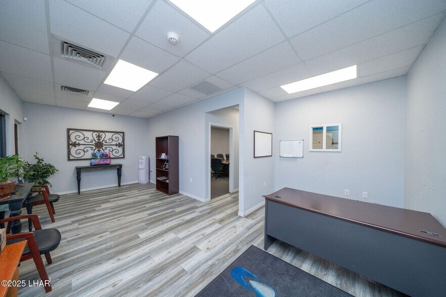 More Photos Of 2880 Sweetwater Ave, Lake Havasu City Light Manufacturing For Lease