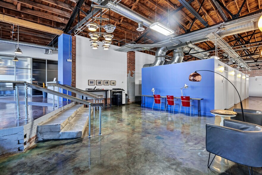 More Photos Of 12461 Veterans Memorial Hwy, Douglasville Loft Creative Space For Lease