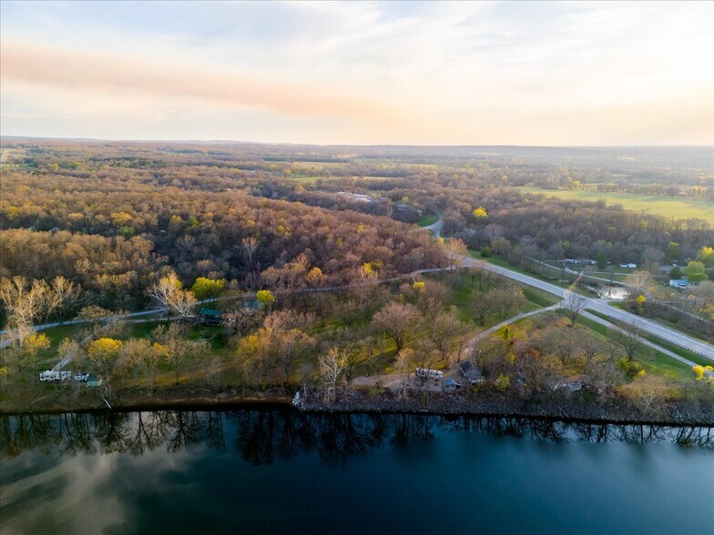 More Photos Of 9596 N 447 Rd, Spavinaw Trailer Camper Park For Sale