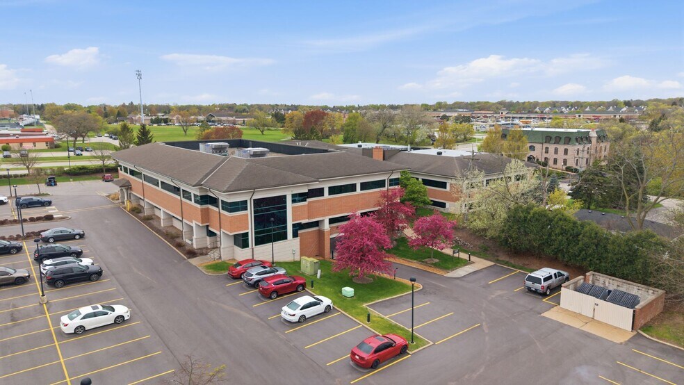 More Photos Of 17000 W North Ave, Brookfield Medical For Lease