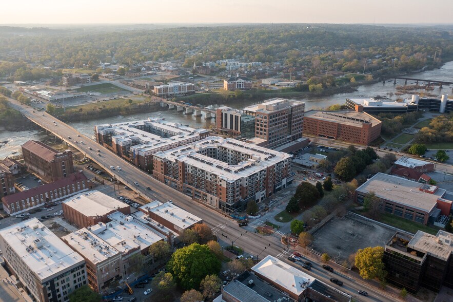 More Photos Of 1301 Broadway, Columbus Apartments For Lease