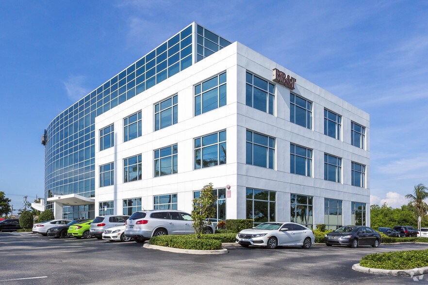 More Photos Of 2500 NW 107th Ave, Miami Office For Sale