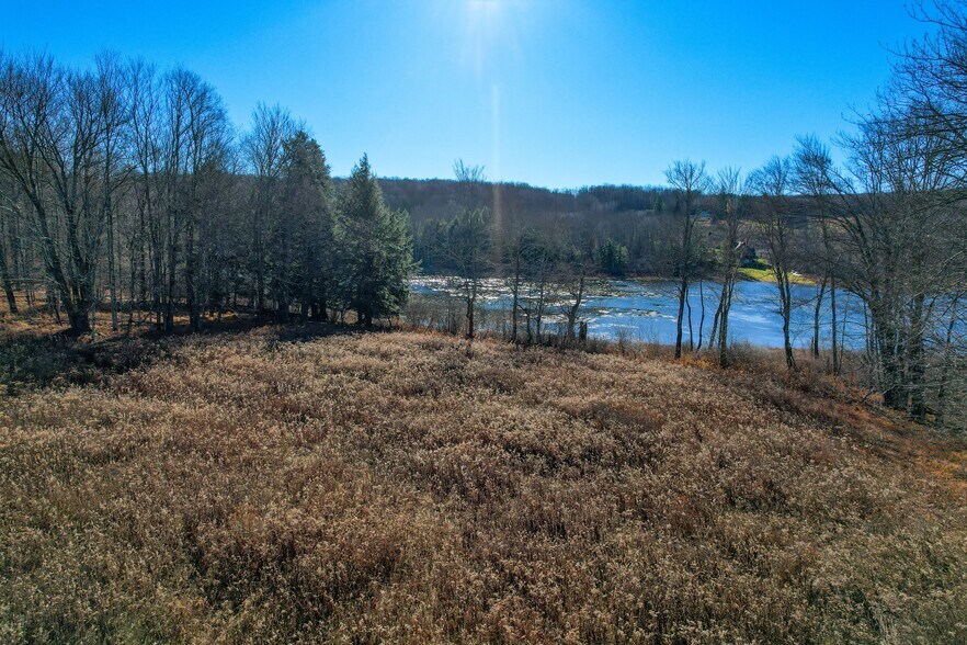 More Photos Of 263 Como Rd, Lake Como Specialty For Sale