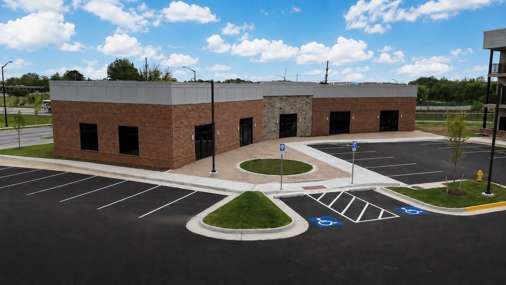 More Photos Of 151 Hope Drive, Winchester Freestanding For Lease