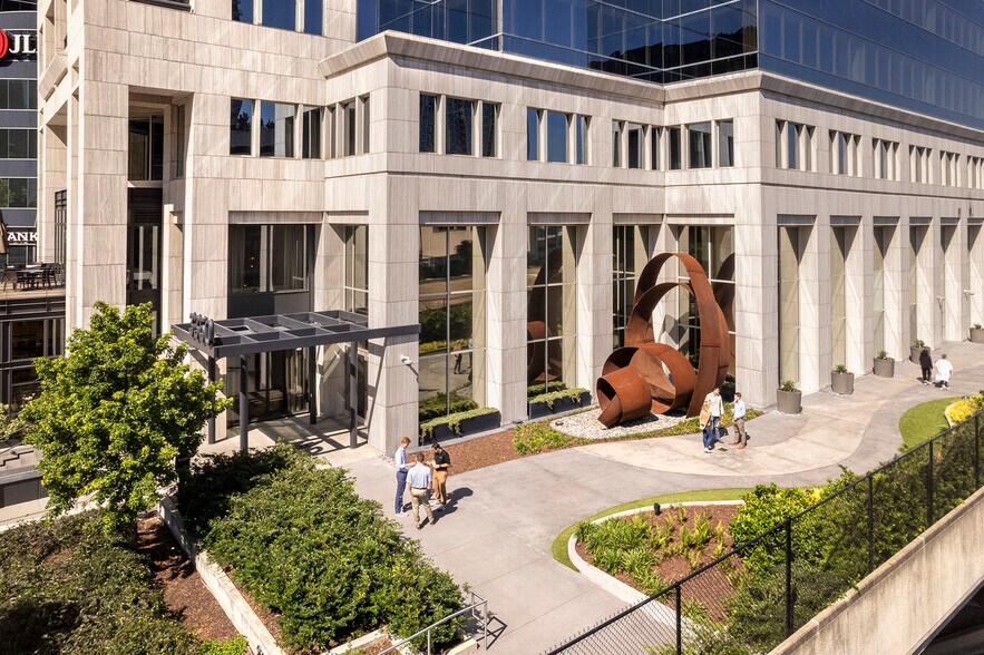 More Photos Of 3350 Peachtree Rd Ne, Atlanta Office For Lease