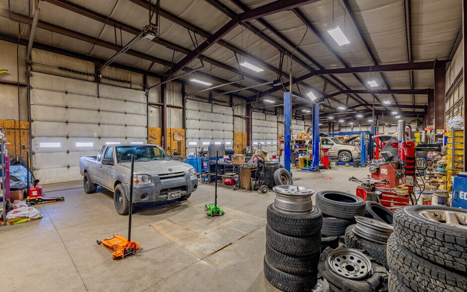 More Photos Of 2130 Big Horn Ave, Cody General Retail For Sale