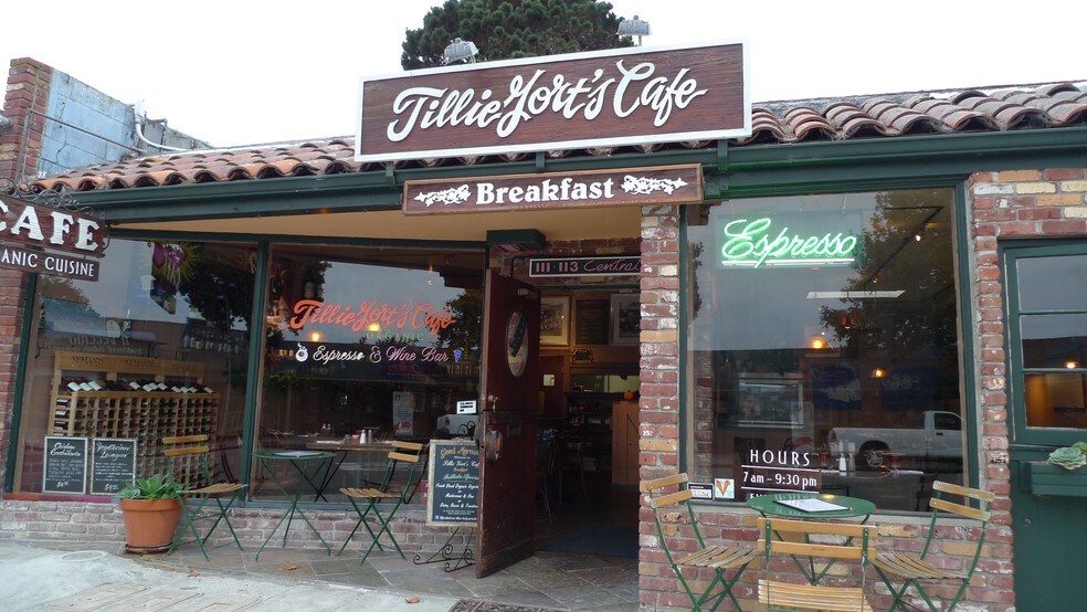 More Photos Of 111-115 Central Ave, Pacific Grove Storefront For Lease