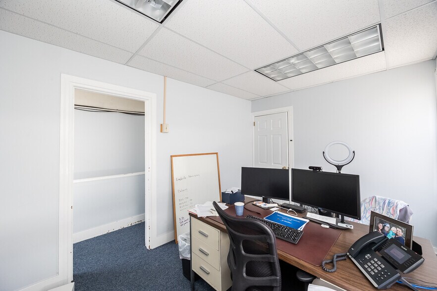 More Photos Of 67-73 Harry St, Conshohocken Office For Lease
