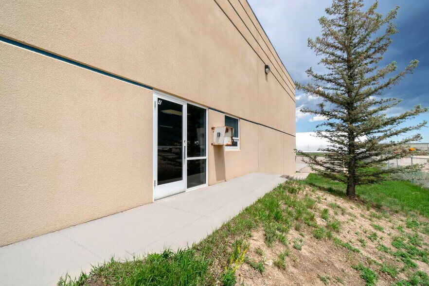 More Photos Of 101 Lexington Ave, Cheyenne Warehouse For Lease