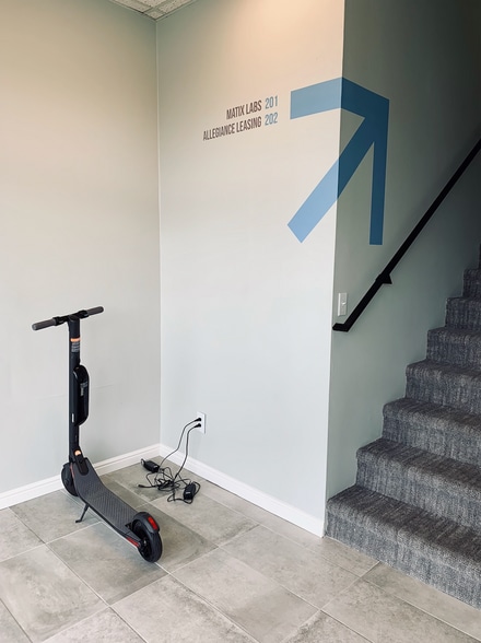 More Photos Of 837 S 500 W, Bountiful Office For Lease