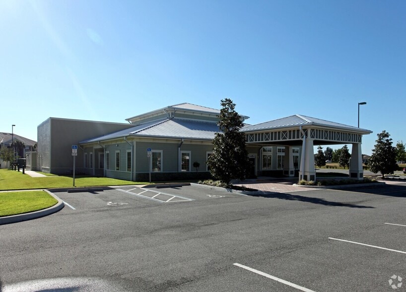 More Photos Of 3710 Lake Center Dr, Mount Dora Medical For Lease