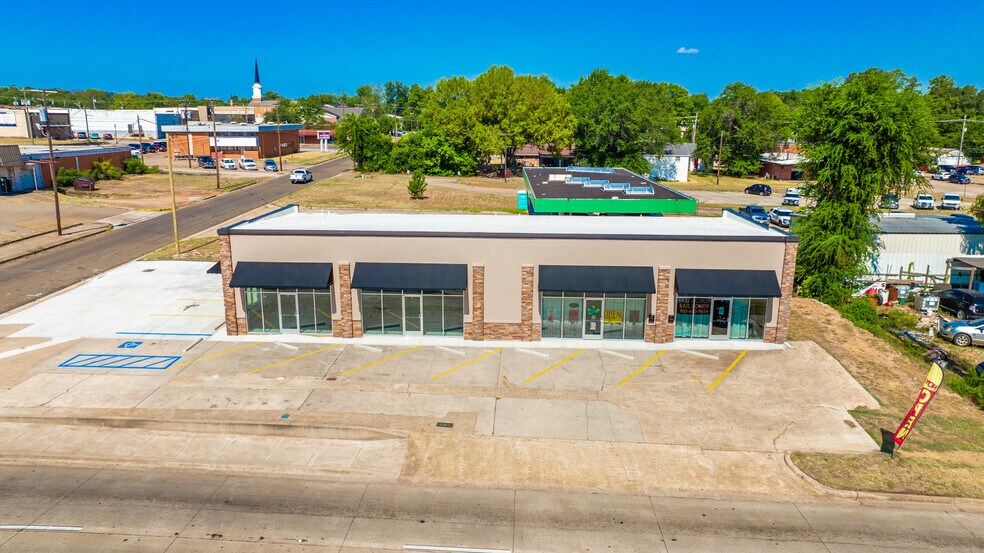 Primary Photo Of 307 US Highway 271 N, Gilmer Storefront Retail Office For Lease