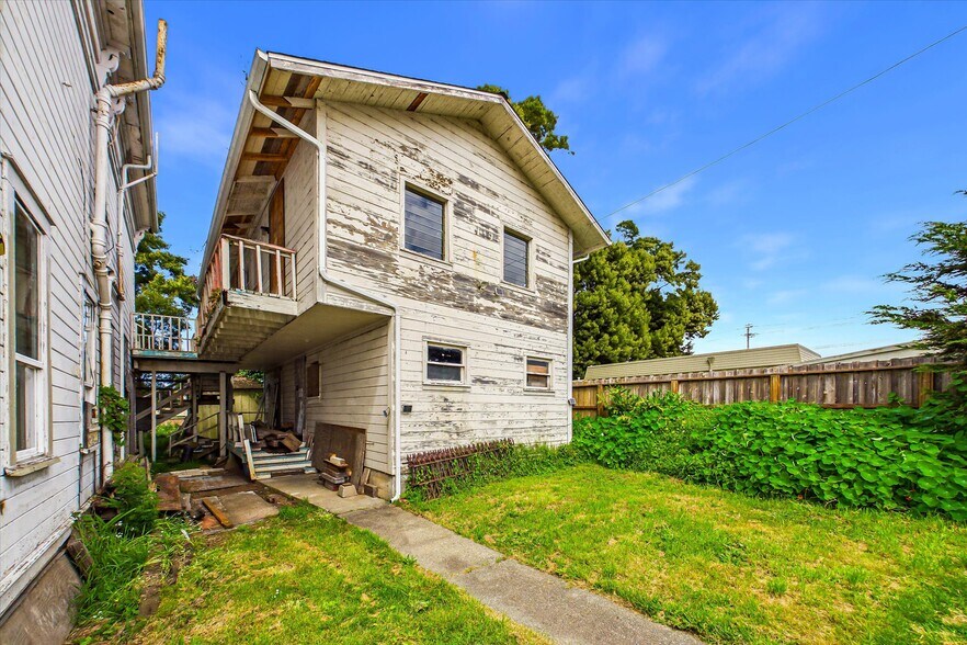 More Photos Of 1625 G St, Eureka Multifamily For Sale