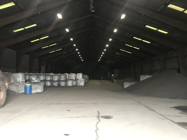 More Photos Of 3rd St, Braddock Manufacturing For Lease