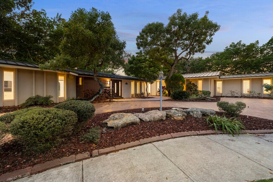 More Photos Of , Miami Multifamily For Sale