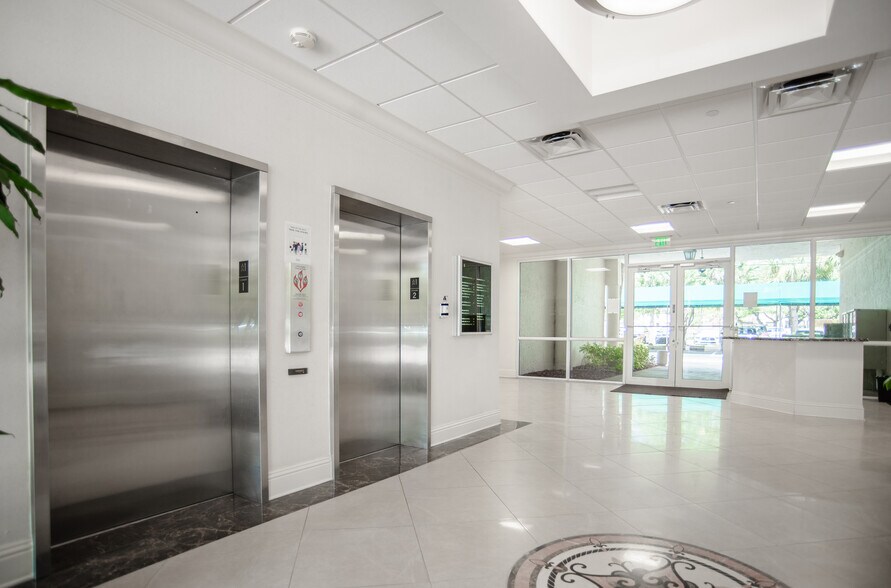 More Photos Of 1999 N University Dr, Coral Springs Office For Lease