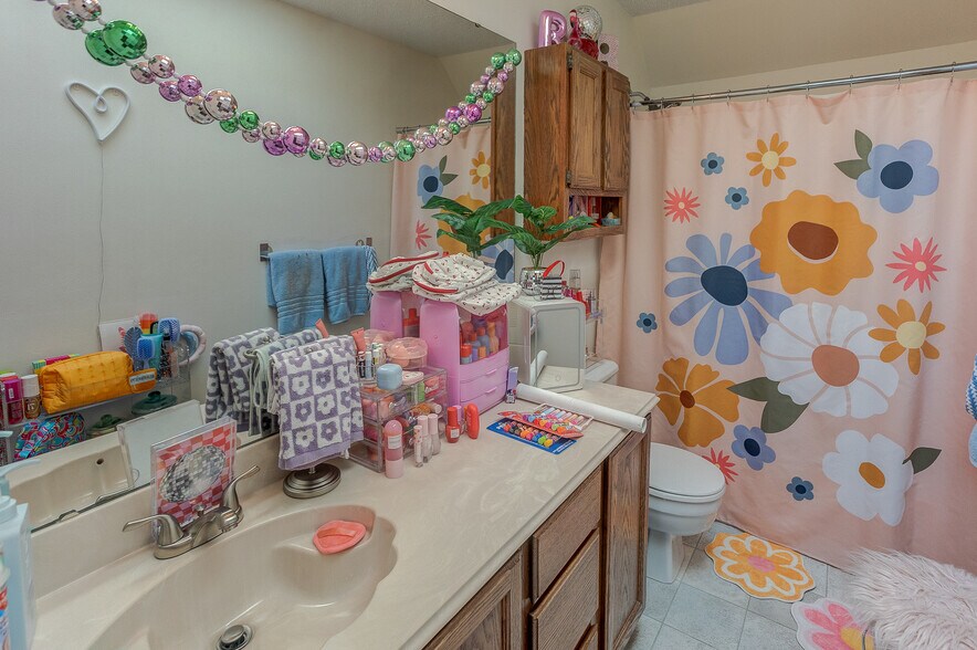 More Photos Of 836 E Highway N, Wentzville Flex For Sale
