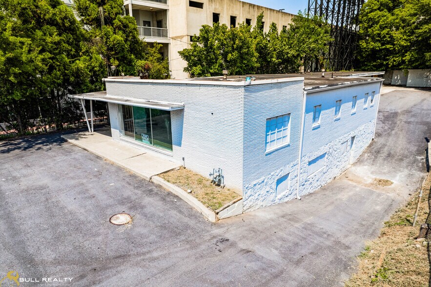 More Photos Of 2087 NE Piedmont Rd, Atlanta Freestanding For Sale
