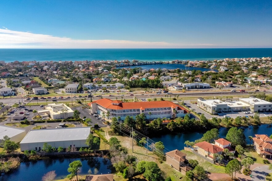 More Photos Of 4507 Furling Ln, Destin Loft Creative Space For Sale