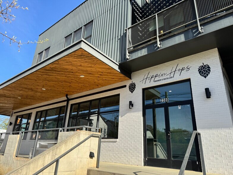 More Photos Of 2380 Hosea L Williams Dr NE, Atlanta Storefront For Lease