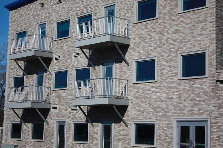 More Photos Of 1901-1907 Vestal Pky E, Vestal Township Office For Lease