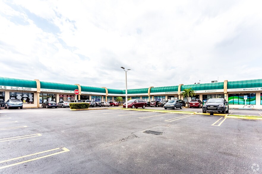 More Photos Of 10900 W Flagler St, Miami Unknown For Lease