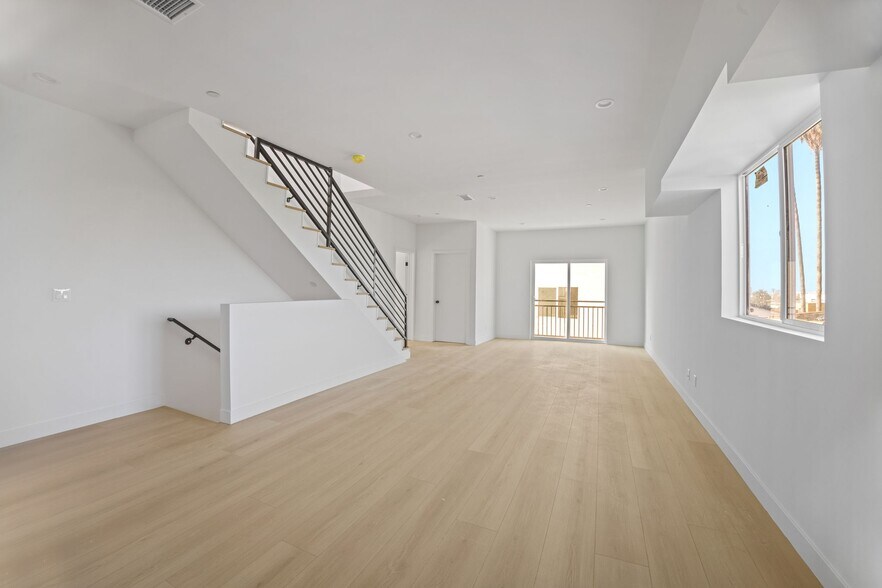 More Photos Of 4511 Rosewood Ave, Los Angeles Apartments For Sale