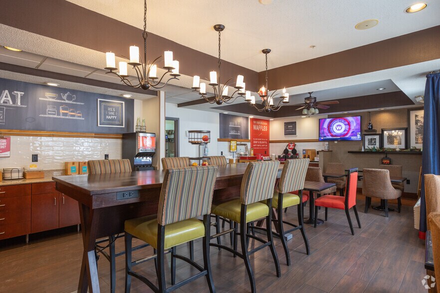 More Photos Of 1150 Riverside Dr, Battle Creek Hotel For Sale