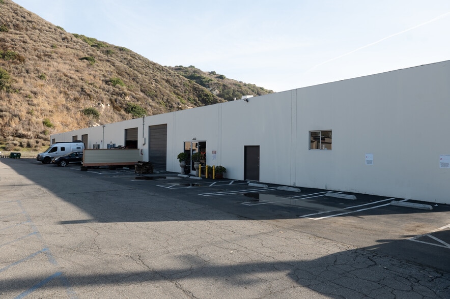 More Photos Of 2075-2097 Laguna Canyon Rd, Laguna Beach Manufacturing For Lease