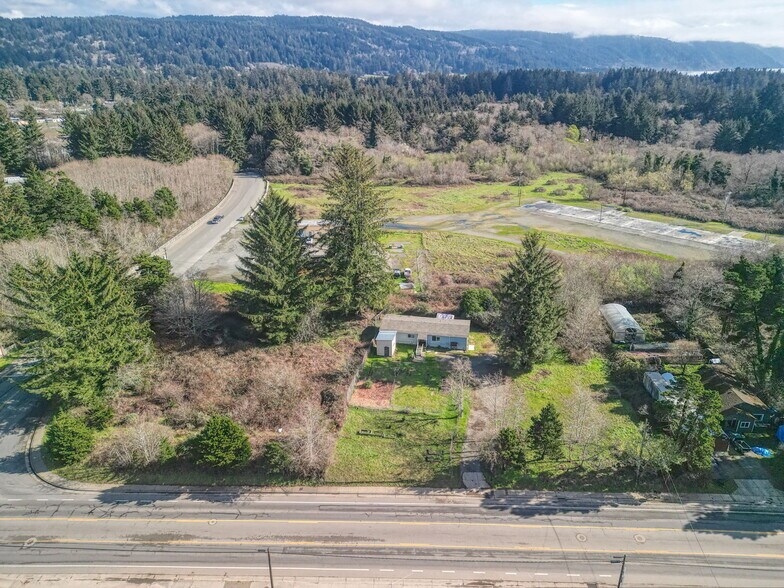 More Photos Of 645 Elk Valley Rd, Crescent City Warehouse For Sale
