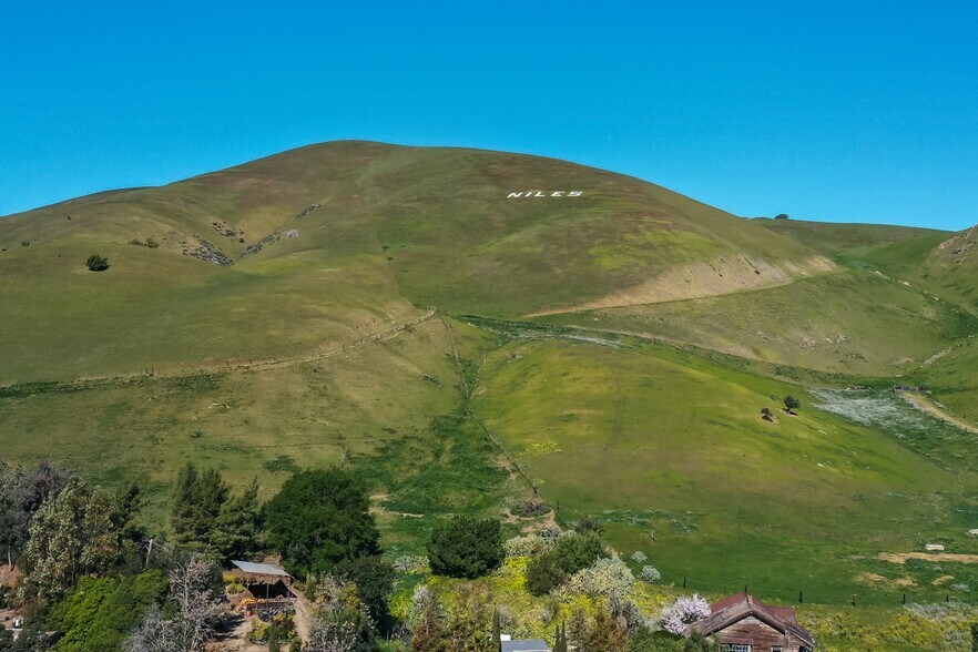 More Photos Of 0 Niles Blvd, Fremont Land For Sale