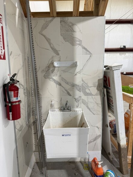 More Photos Of 1205 Southport Supply Rd SE, Bolivia General Retail For Sale