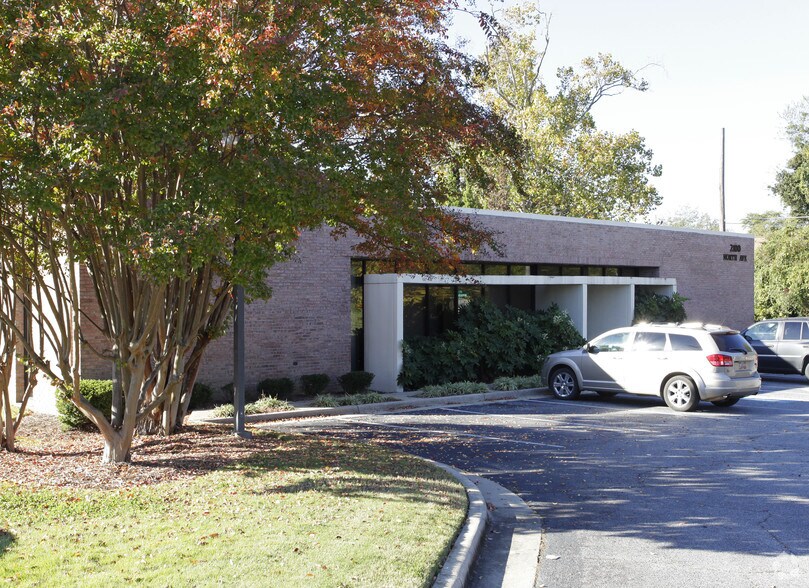 More Photos Of 2100 North Ave, Columbus Office For Sale