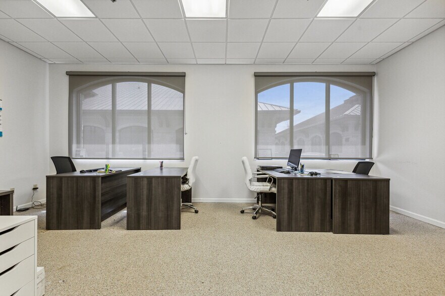 More Photos Of 8501 Wade Blvd, Frisco Medical For Lease