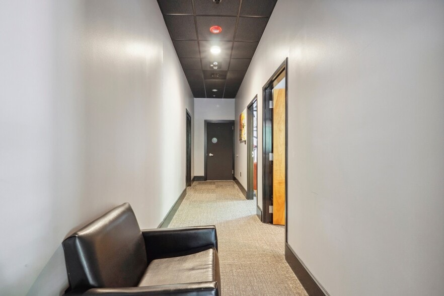 More Photos Of 3120 Latrobe Dr, Charlotte Flex For Sale